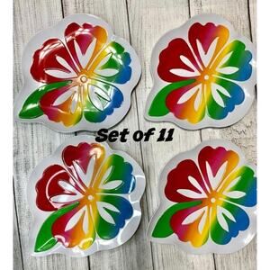Fun Hibiscus's Flower Heavy Plastic Party Plates Set of 11 Plates